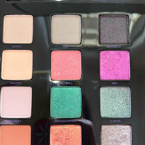 Urban Decay Vice Palette - Picture 2 of 8